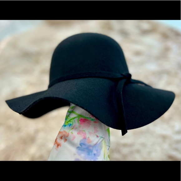 Le Chateau Wool black hat - M/L - Picture 5 of 5